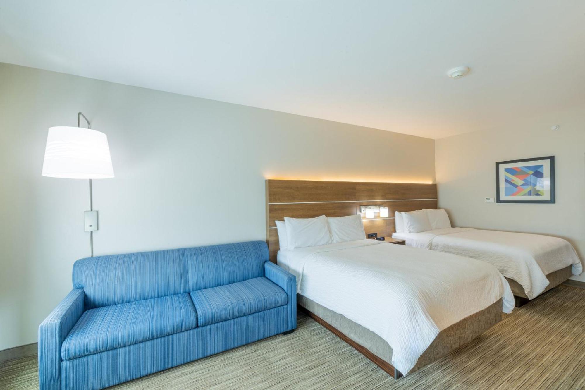 Holiday Inn Express & Suites - Lindale By Ihg Екстериор снимка