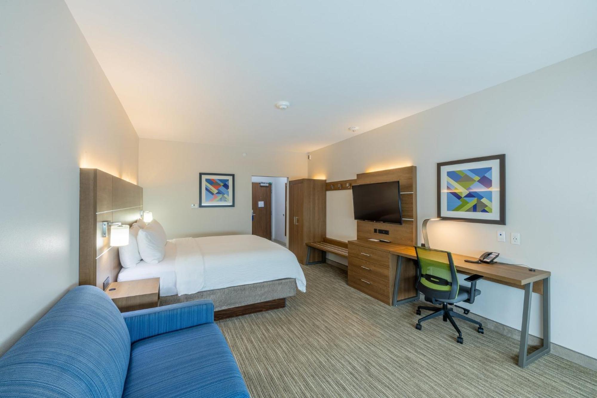 Holiday Inn Express & Suites - Lindale By Ihg Екстериор снимка